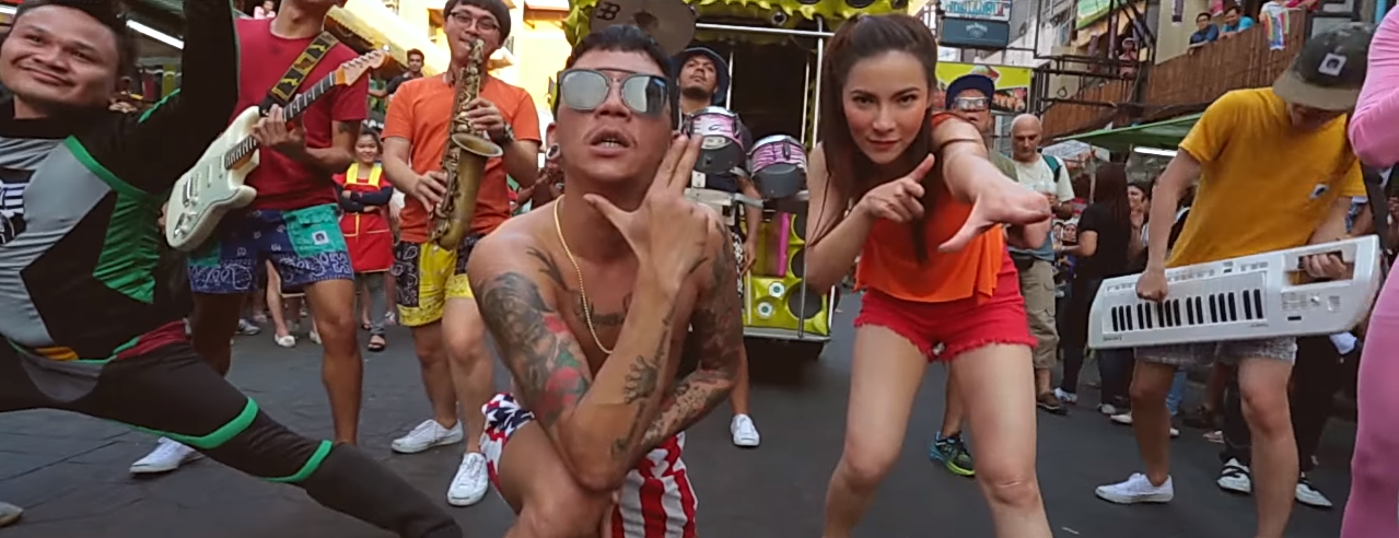 แว้นฟ้อหล่อเฟี้ยว – แจ๊ส สปุ๊กนิค ปาปิยอง กุ๊ก feat. Djต้นหอม, โก๊ะตี๋, วง 3.50